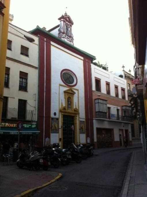 Enjoy Life Sevilla Экстерьер фото
